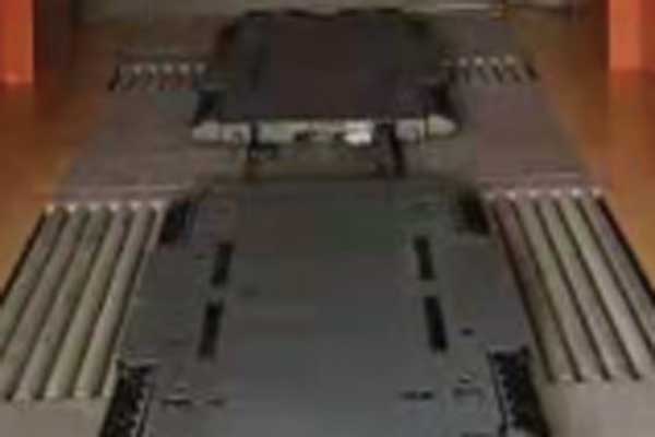 汽車搬運移動機(jī)器人